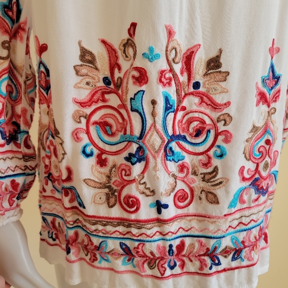 Embroidered Boho Top - Picture 4 of 6